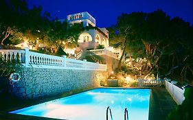 Hostal Los Pinos